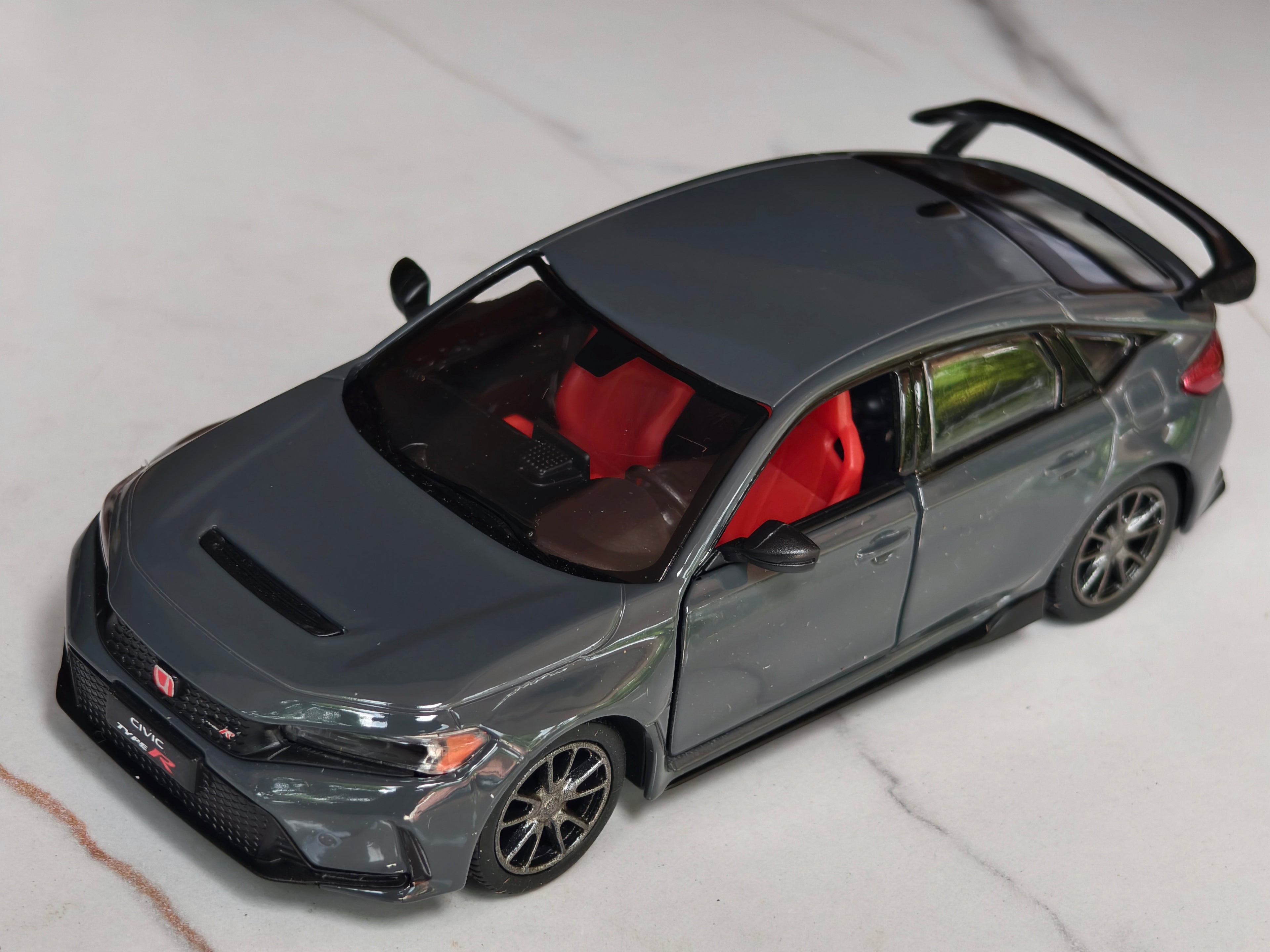 Kinsmart Official Licensed Honda Civic Type R 1:36 Scale