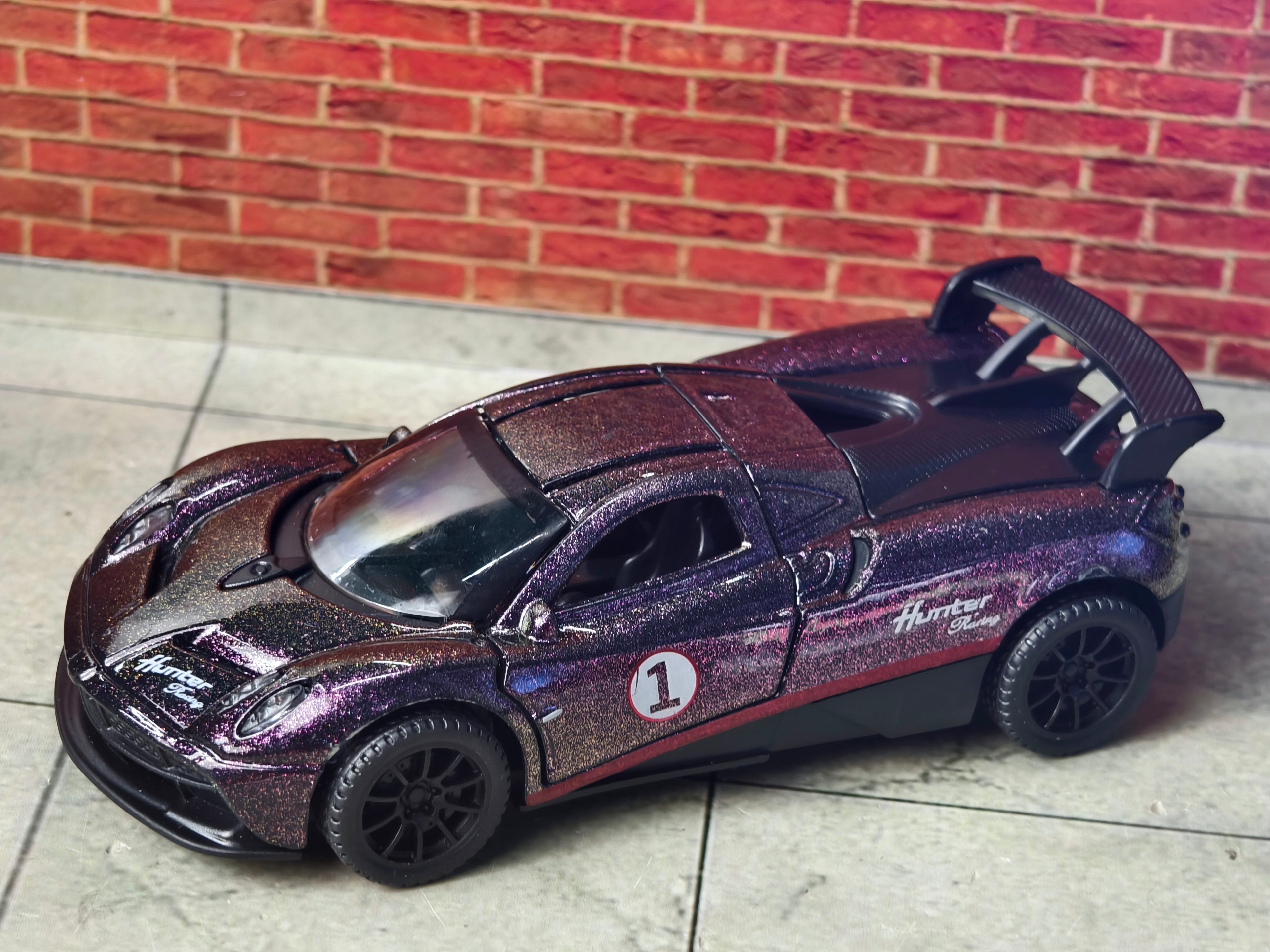 Pagani Huayra 1:36 Scale 3 Doors Openable