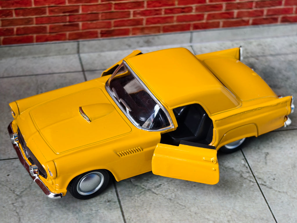 Ford Thunderbird 1955 1:32 Scale