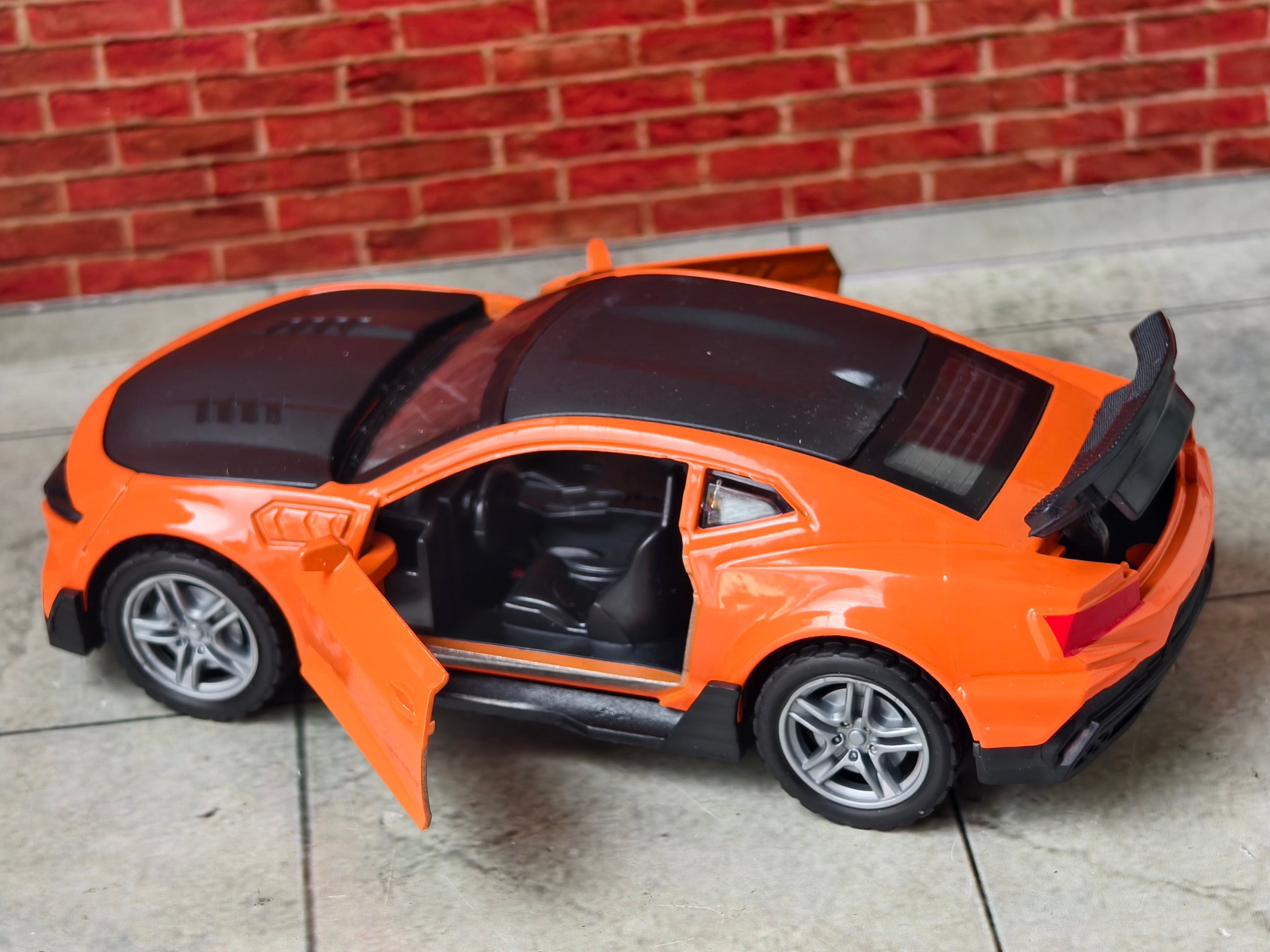 Chevrolet Camaro ZL1 1:36 Scale with Light & Sound