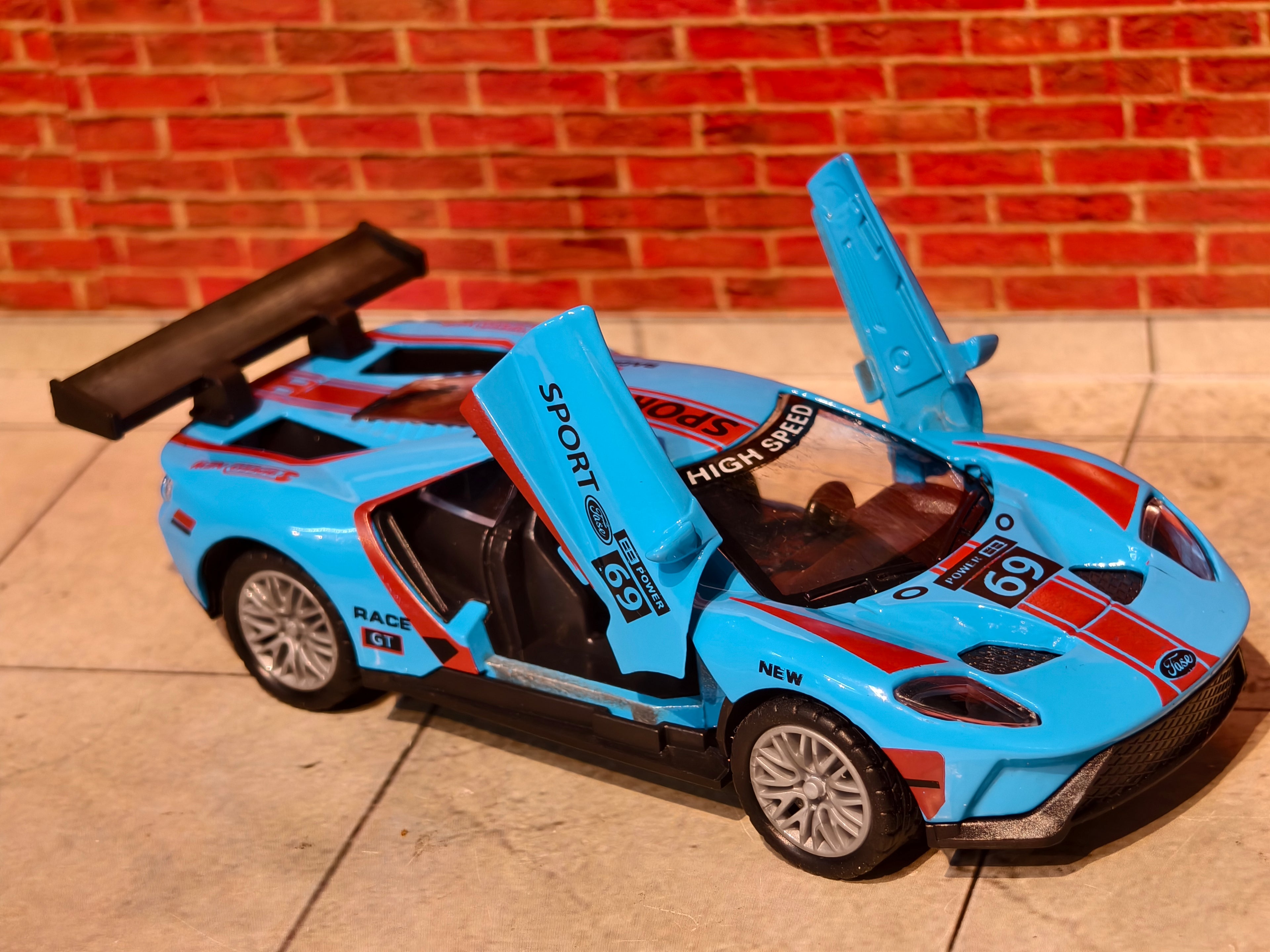 Ford GT 2017 1:36 Scale Racing Edition