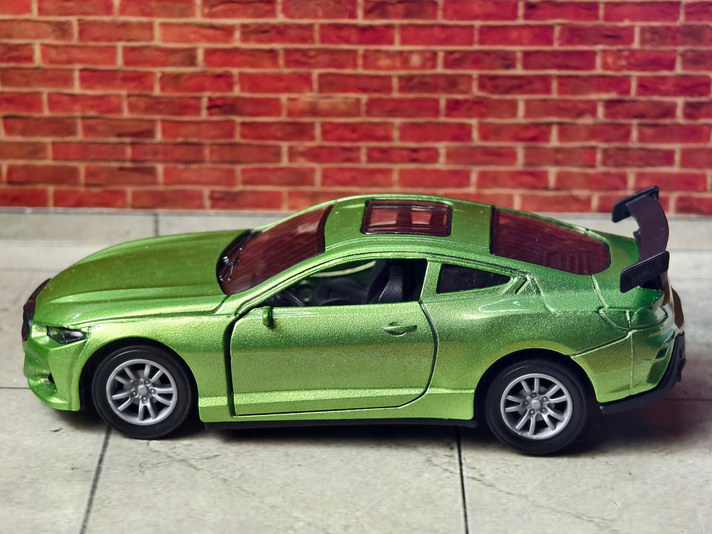 BMW M4 1:36 Scale PREMIUM DETAILING