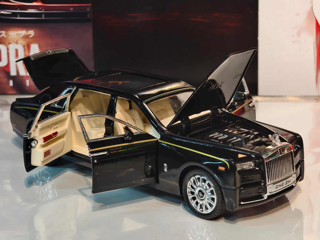 Rolls Royce Phantom VIII 1:24 Scale Premium Detailing