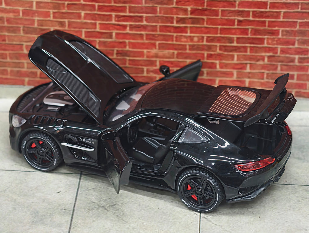 Mercedes Benz AMG 1:32 Scale Premium Detailing
