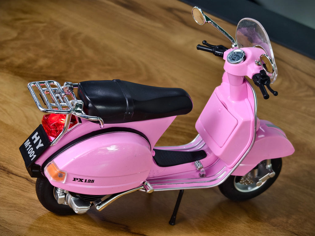 Vespa PX 150 1:10 Scale Premium Detailed Model with Openable Parts