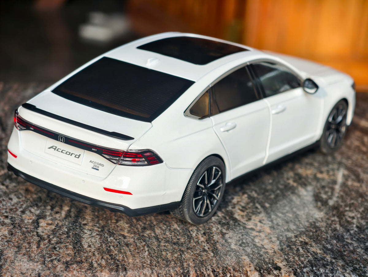 QY Toys Official Licensed Honda Accord 1:18 Scale Premium Diecast Car