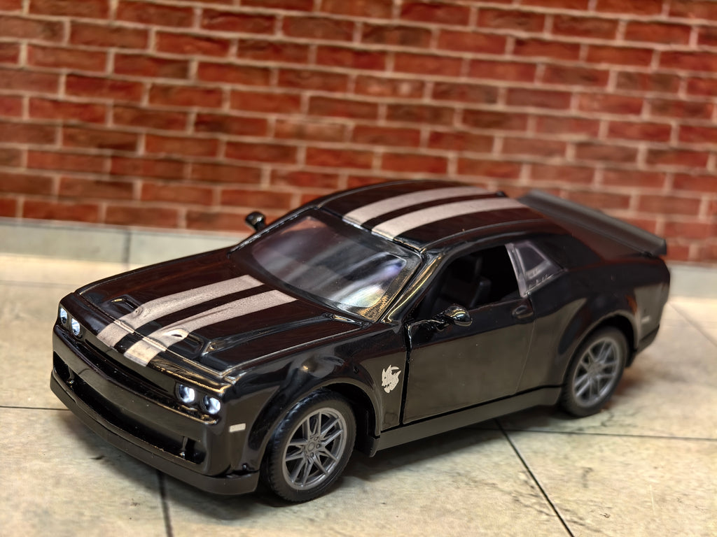 Dodge Challenger SRT 1:36 Scale