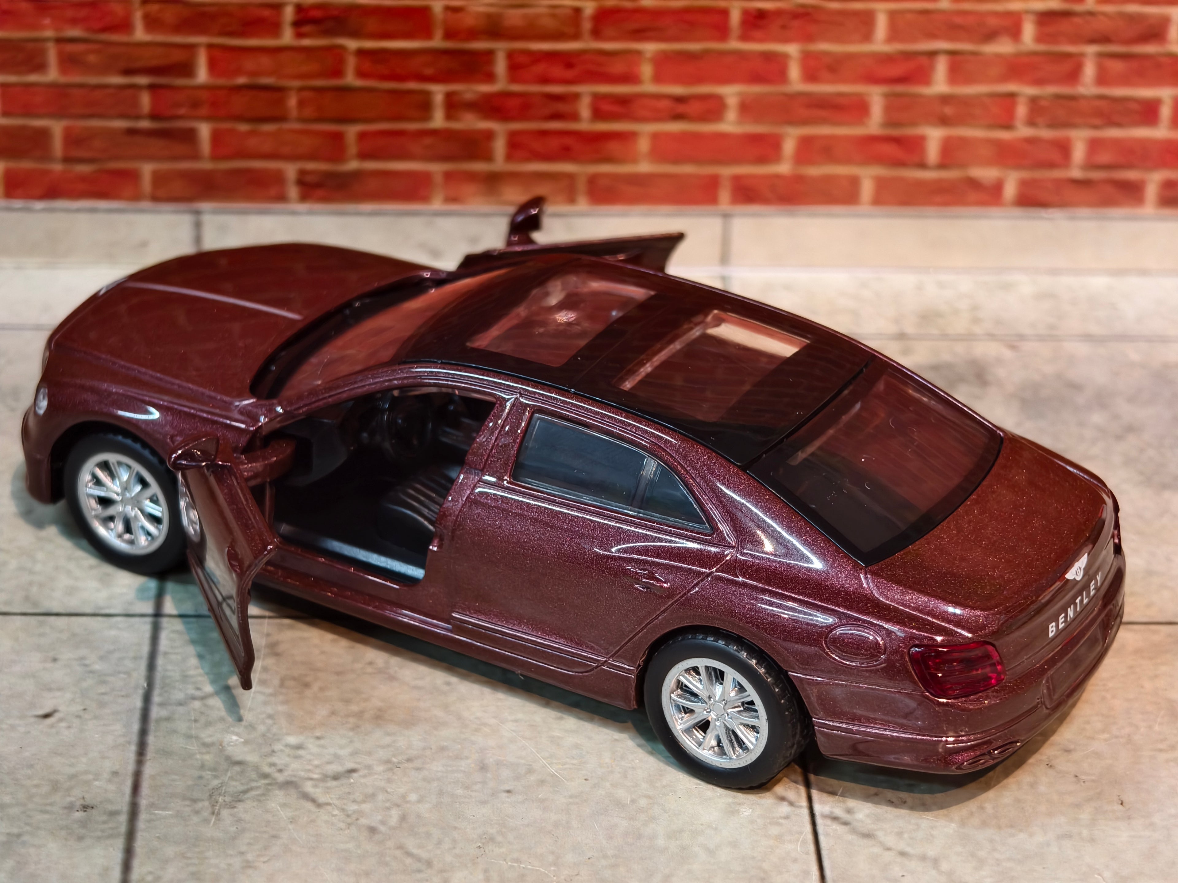 MSZ Official Licensed Bentley Flying Spur 1:47 Scale