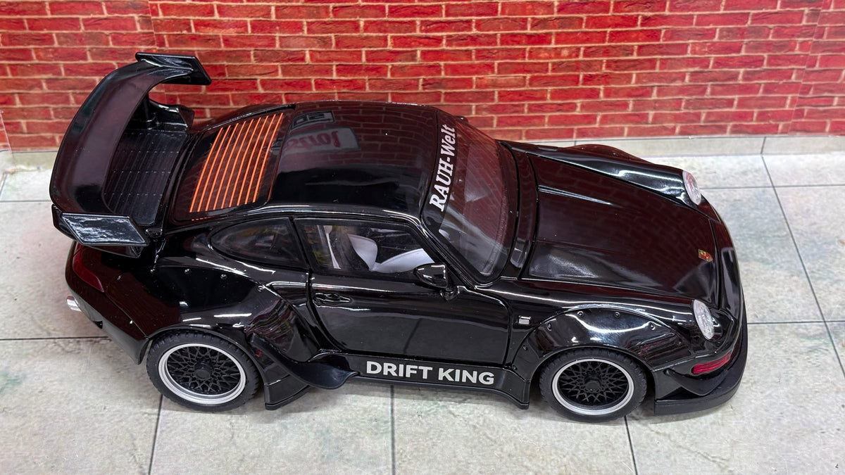 Porsche 911 (993 Generation) with Wide Body Kit 1:24 Scale Premium Detailing