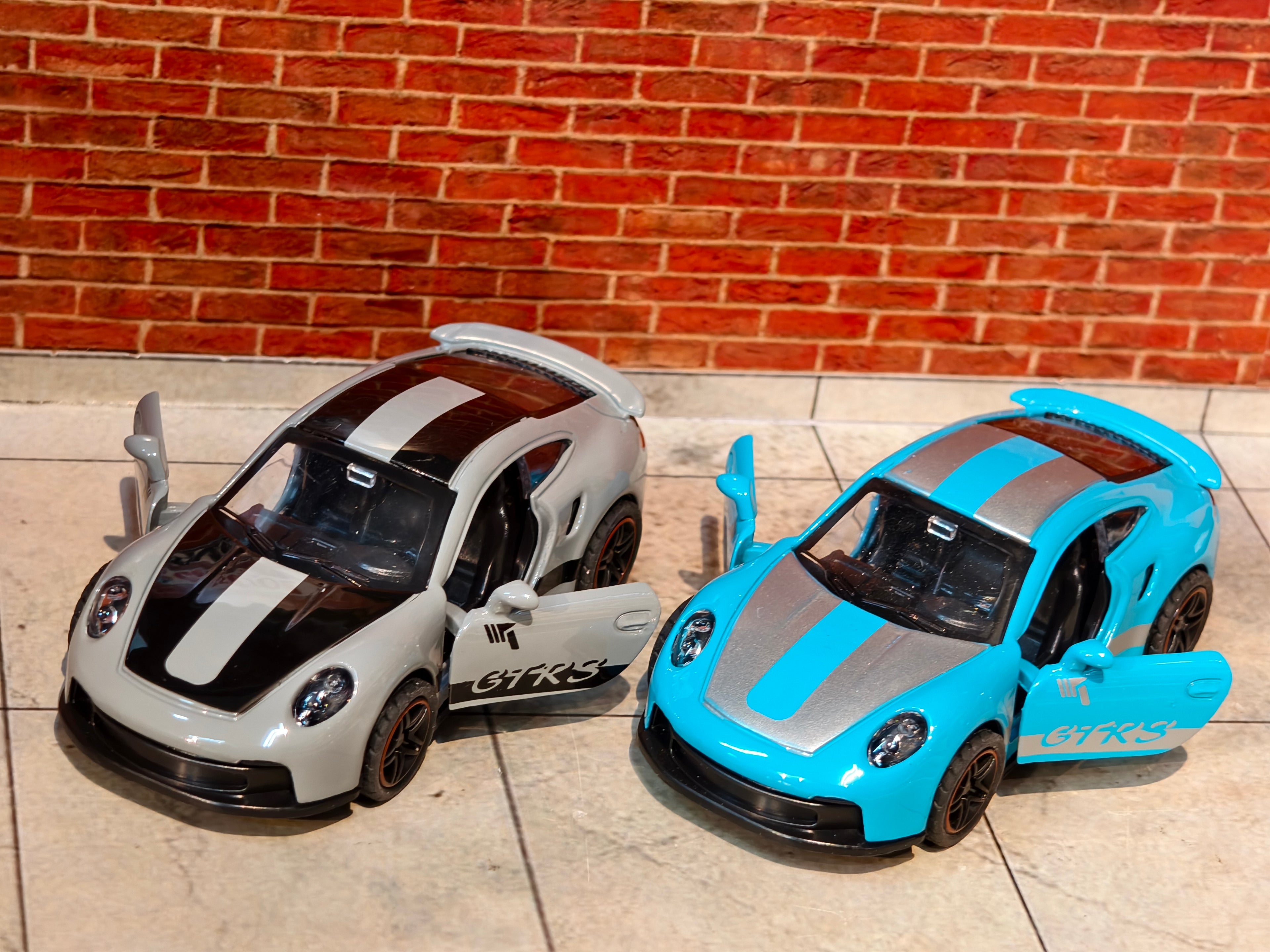 Porsche 911 GT2RS 1:43 Scale Box Piece