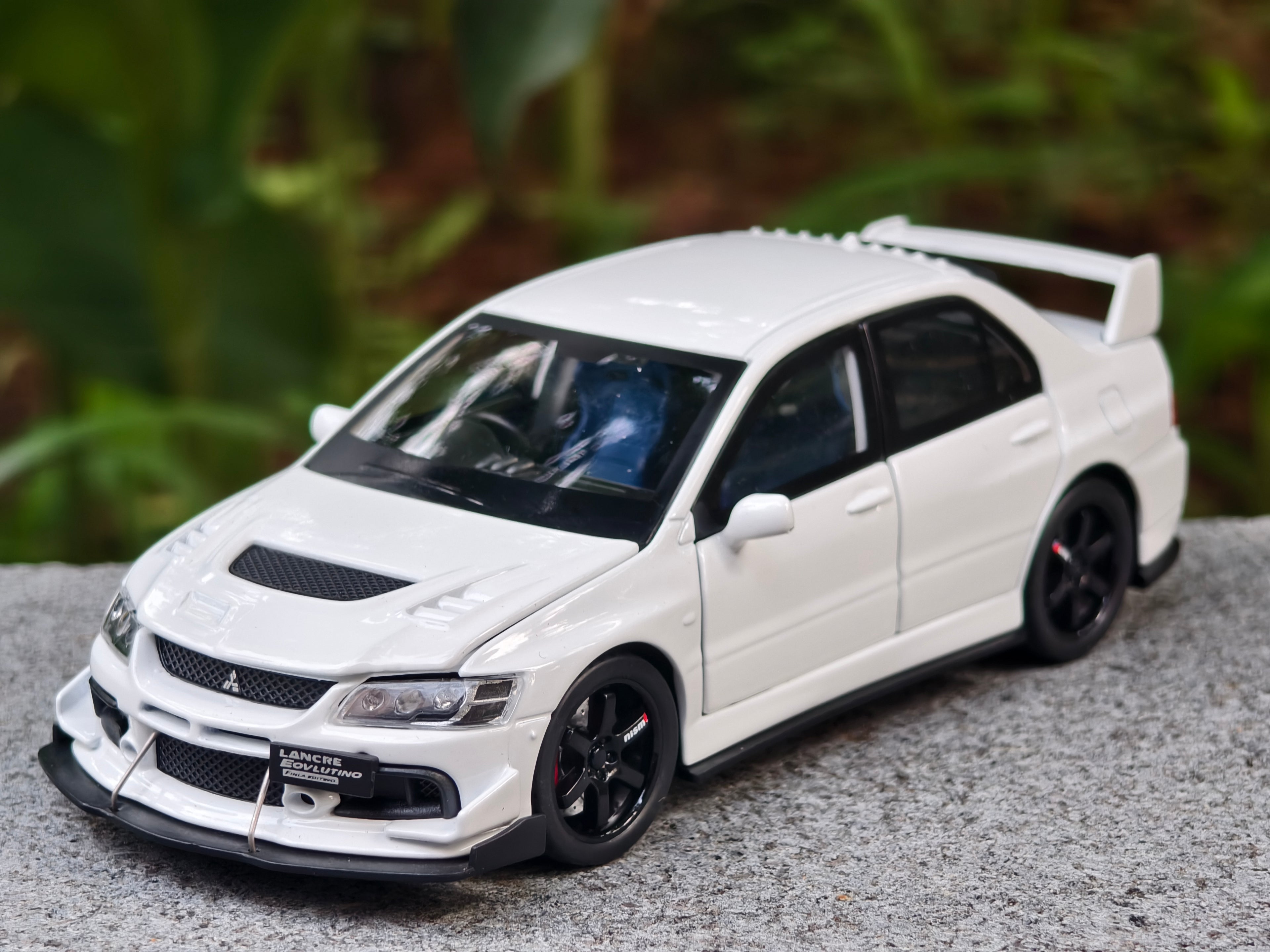 Lancer Evolution 1:32 Scale Premium Detailing