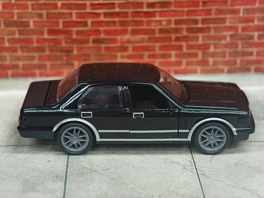 Toyota century 1:36 Scale Premium Detailing