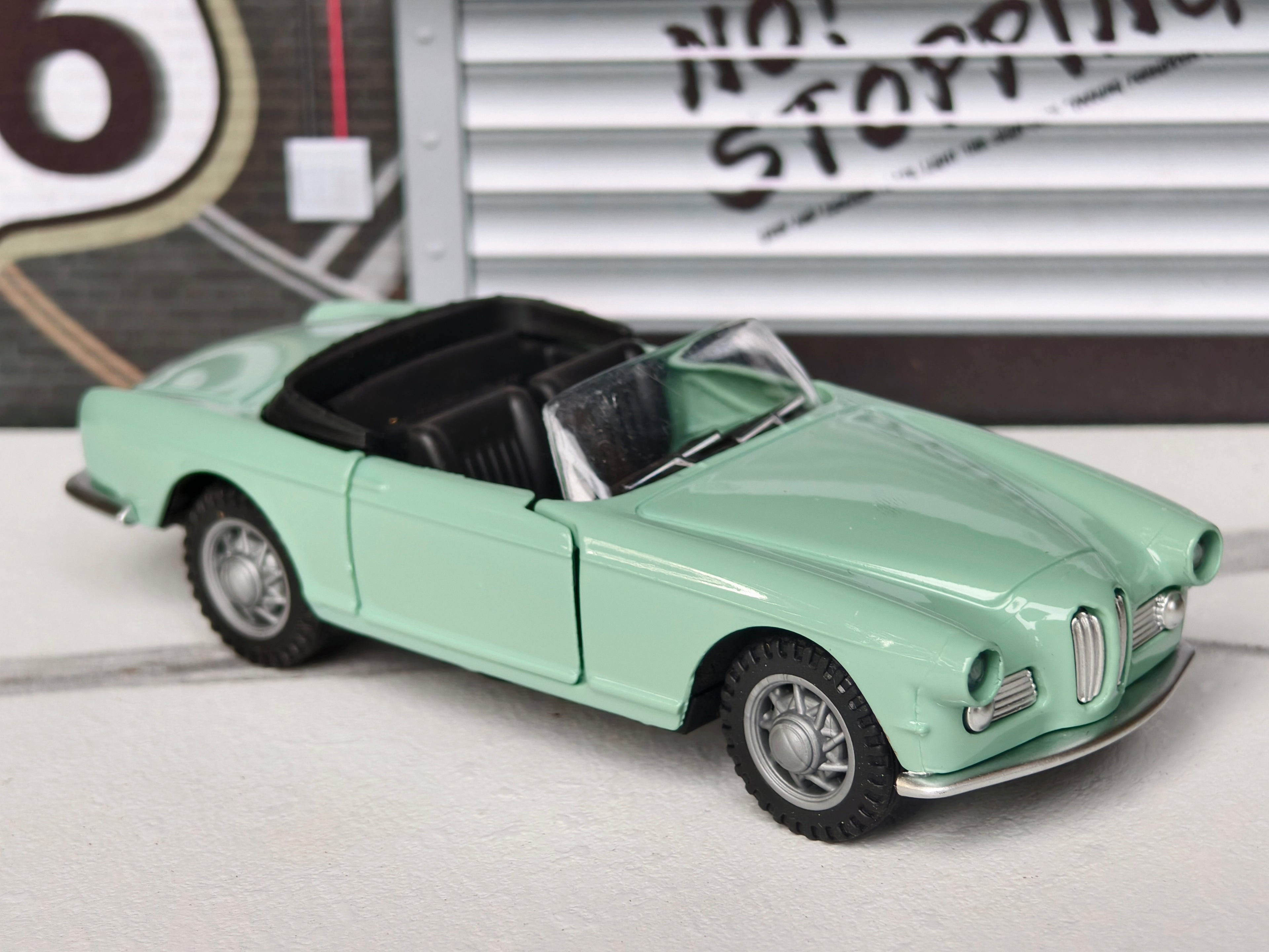 BMW 503 Convertible 1:36 Scale Classic Car