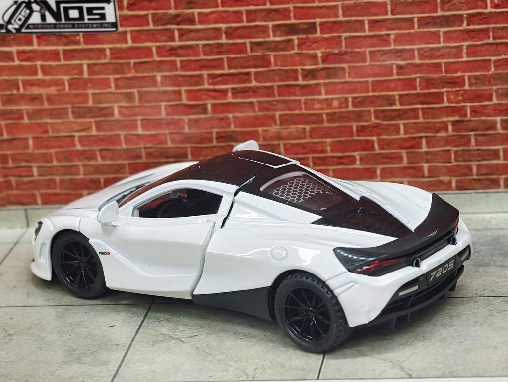 McLaren 720S 1:32 Scale Premium Detailing