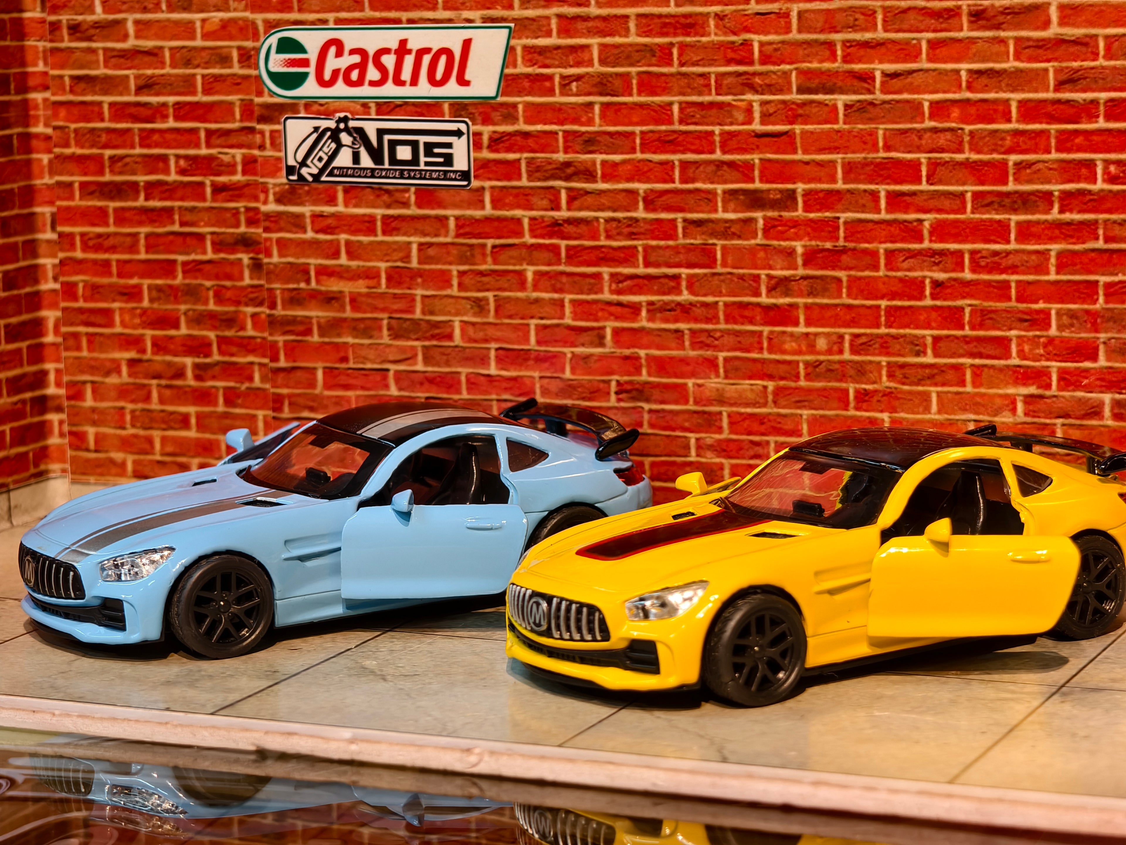 Mercedes-AMG GT 1:36 SCALE
