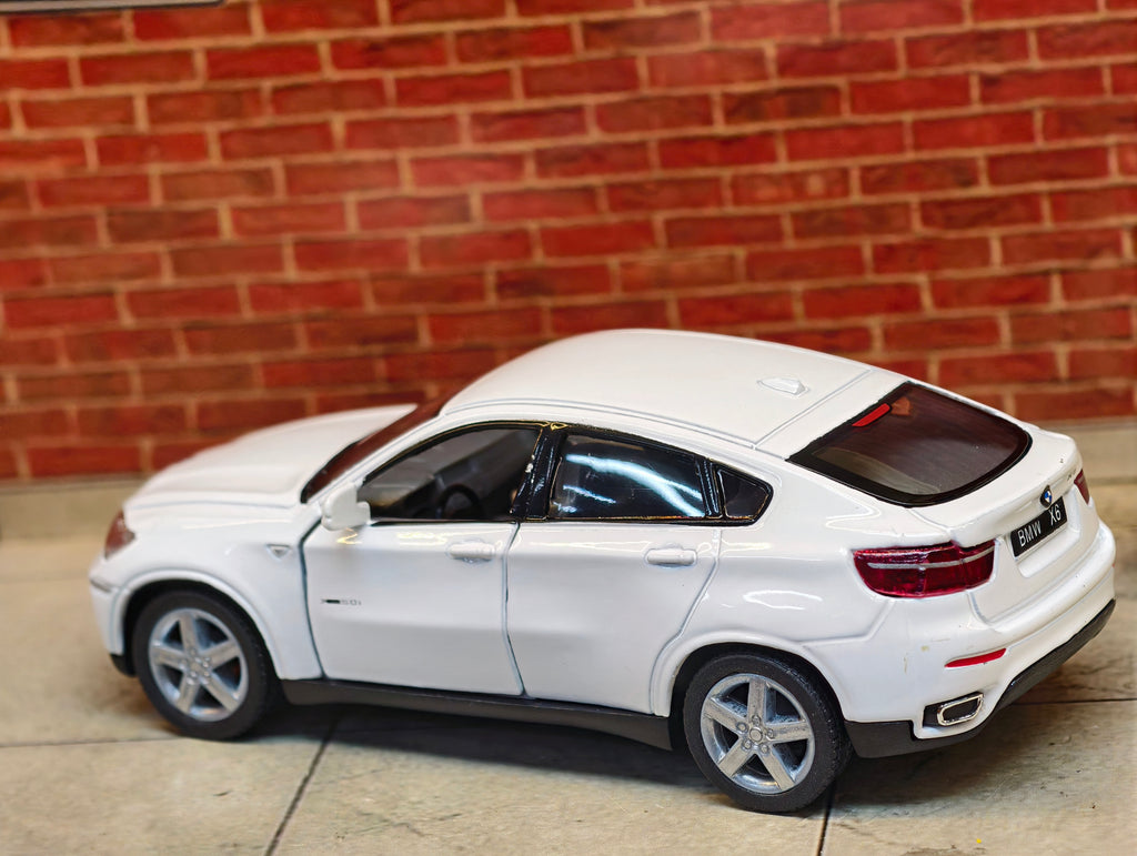 Kinsmart Official Licensed BMW X6 1:38 Scale