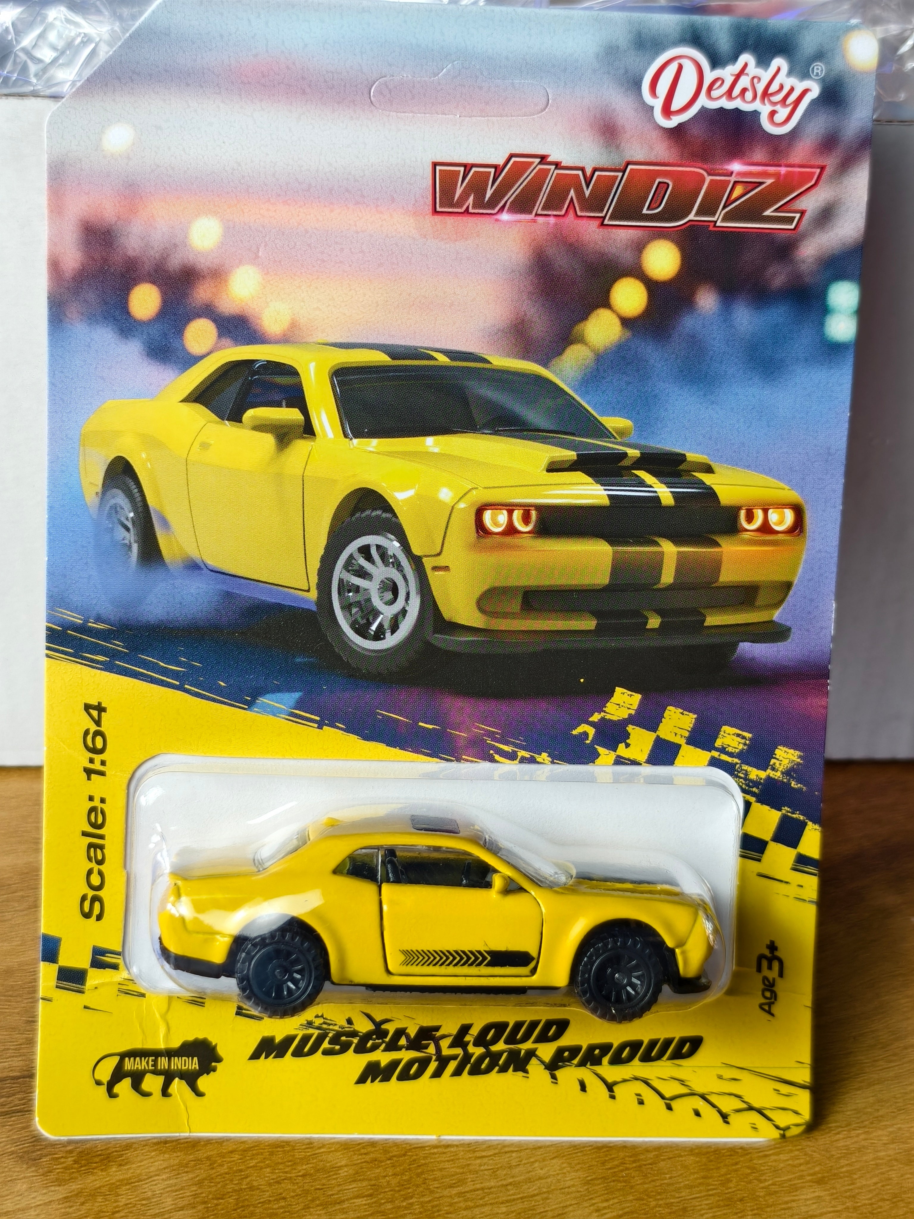 Dodge Challenger SRT Hellcat Widebody 1:64 Scale