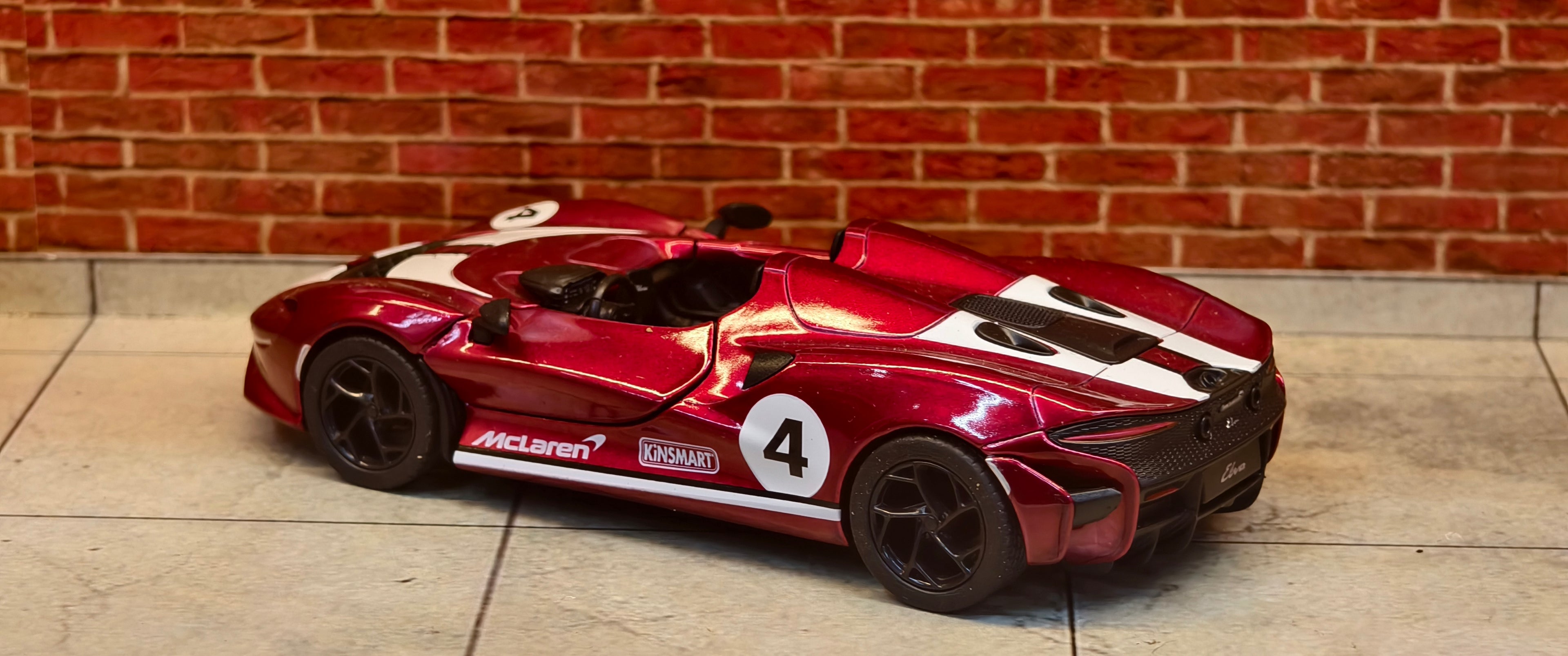 McLaren Elva Livery Edition 1:36 Scale Official Licensed by Kinsmart