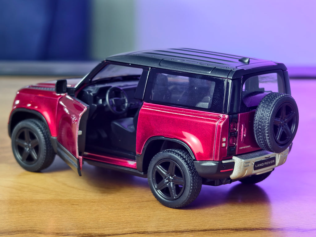Kinsmart Official Licensed Land Rover Defender 90 – 1:36 Scale Off-Road Diecast
