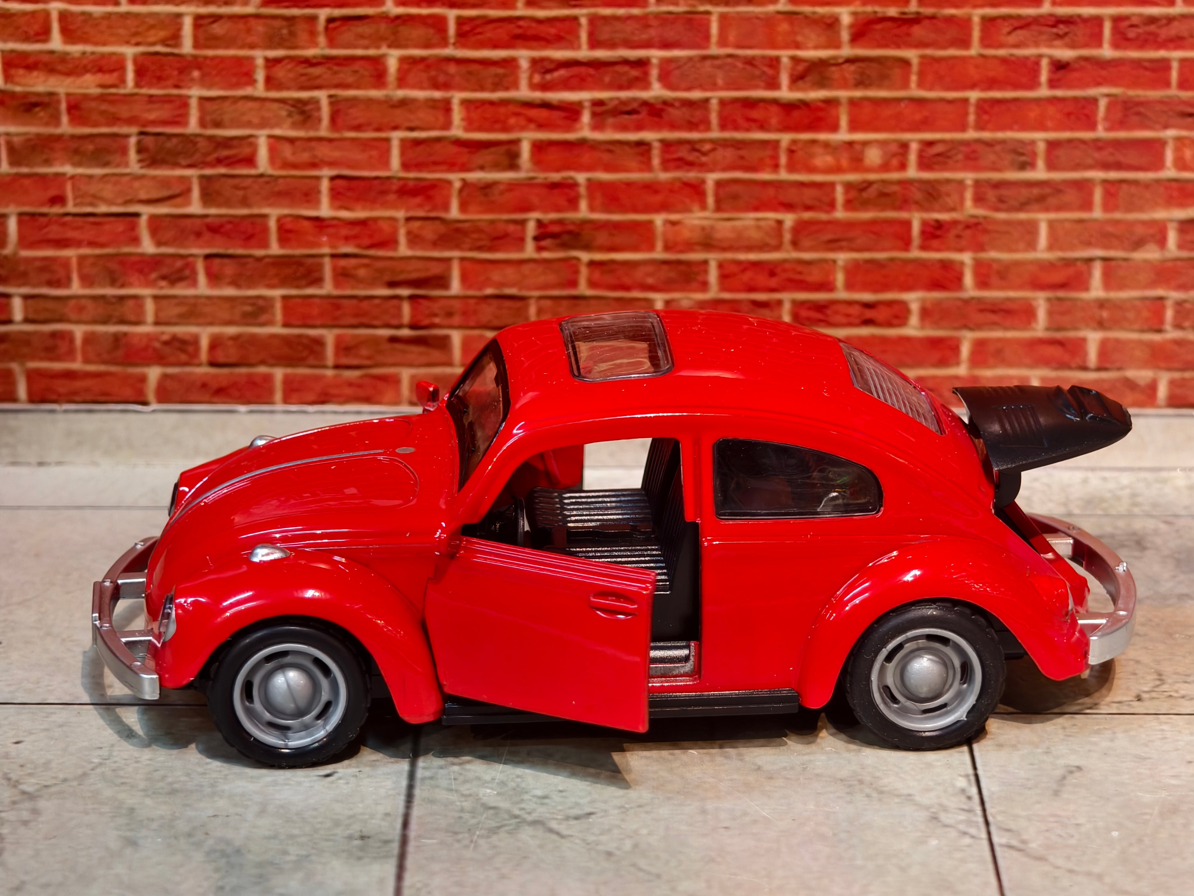 VOLKSWAGEN CLASSIC BEETLE (TYPE 1)1:36 PREMIUM MODEL