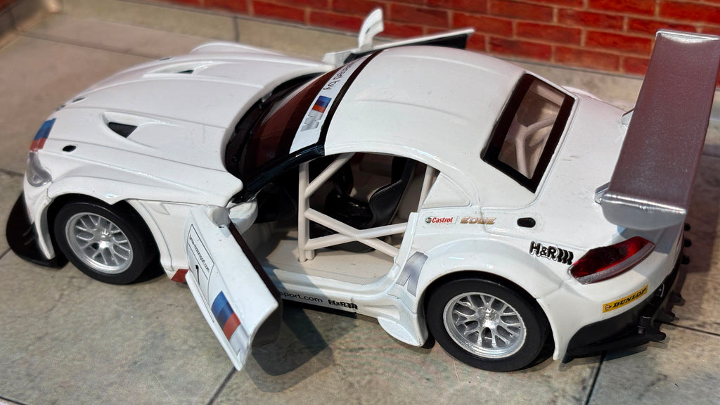 MSZ Official Licensed BMW Z4 GT3 1:32 Scale Track Car