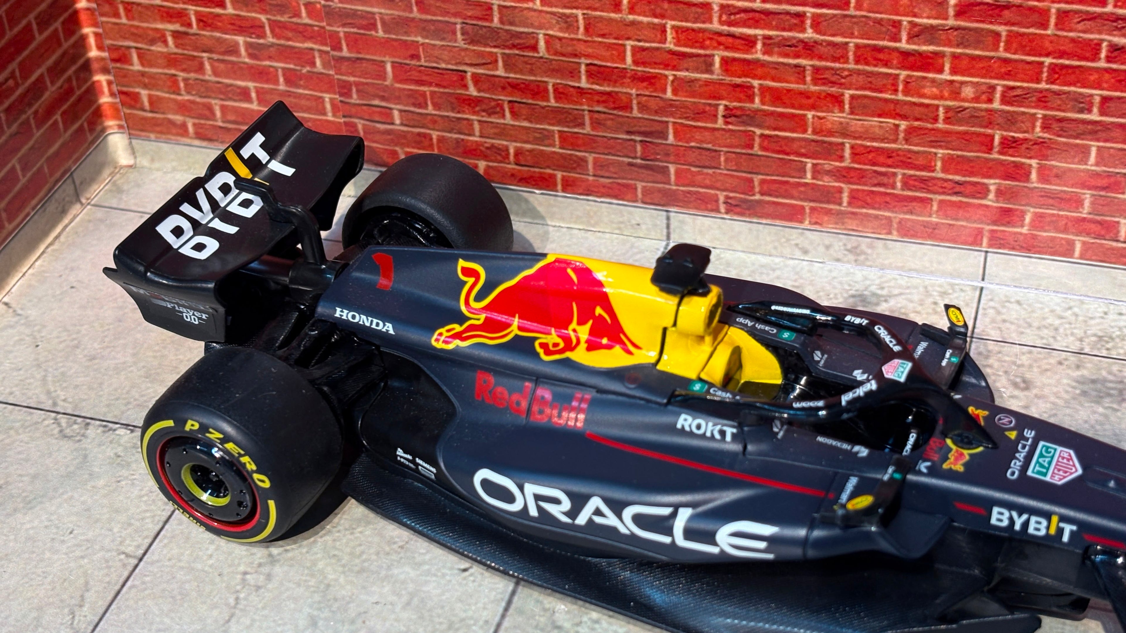 Rastar Official Licensed Formula 1 RB19 Oracle Redbull Racing 1:24 Scale Diecast