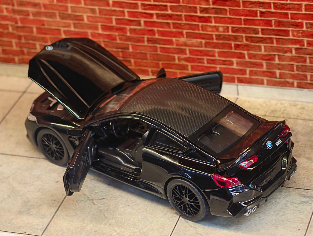 BMW M8 Coupe 1:32 Scale