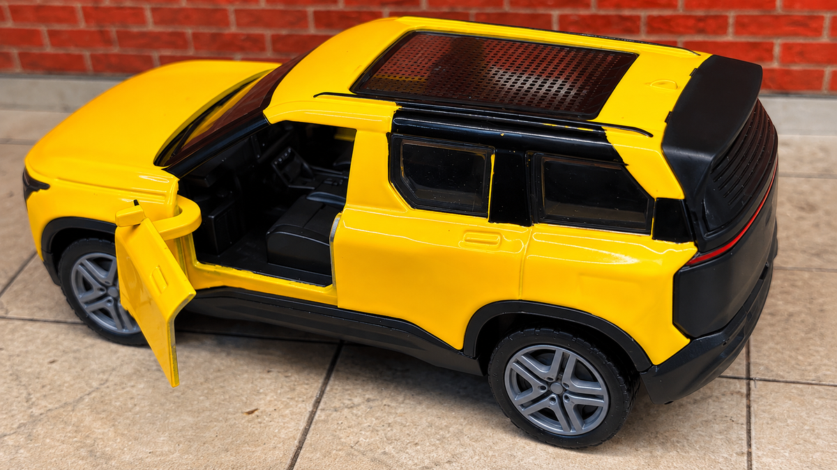 Tata Sierra 1:36 Scale Premium Detailing