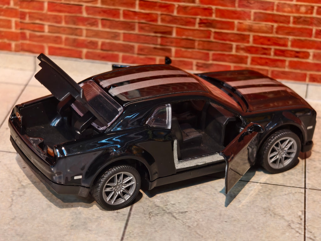 Dodge Challenger SRT 1:36 Scale