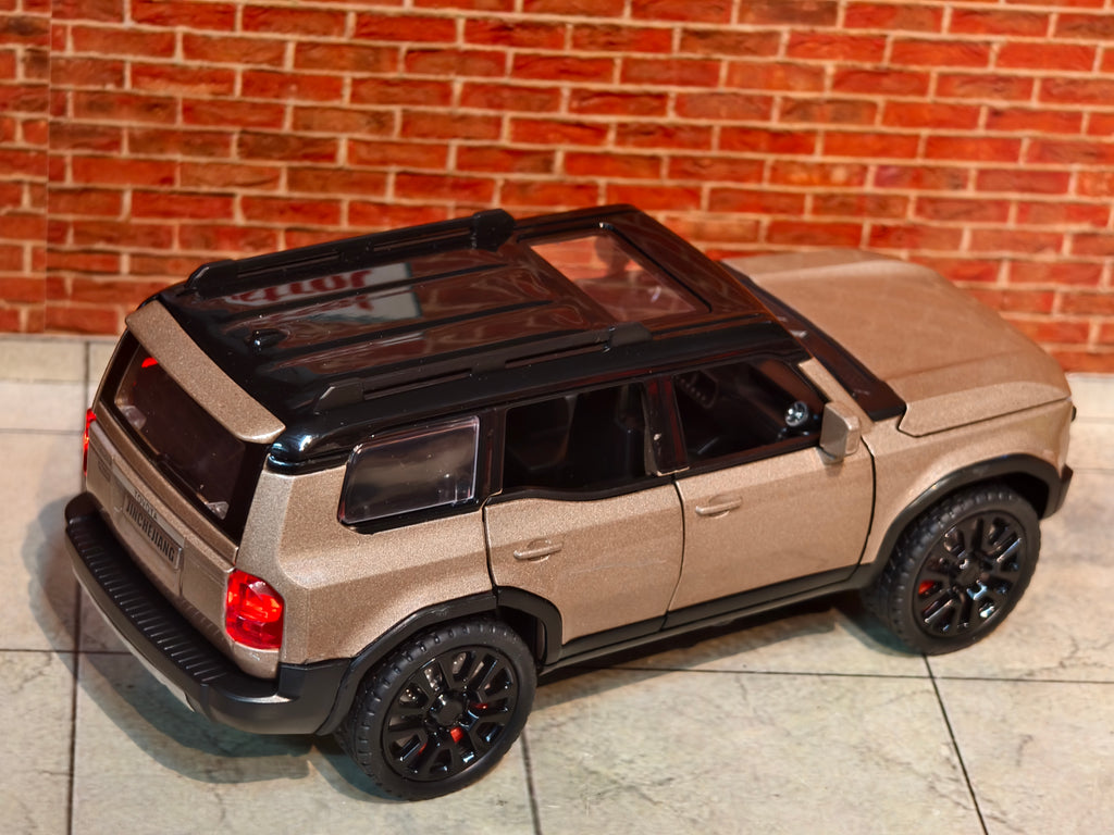 Toyota Land Cruiser Prado 1:32 Scale Premium Detailing