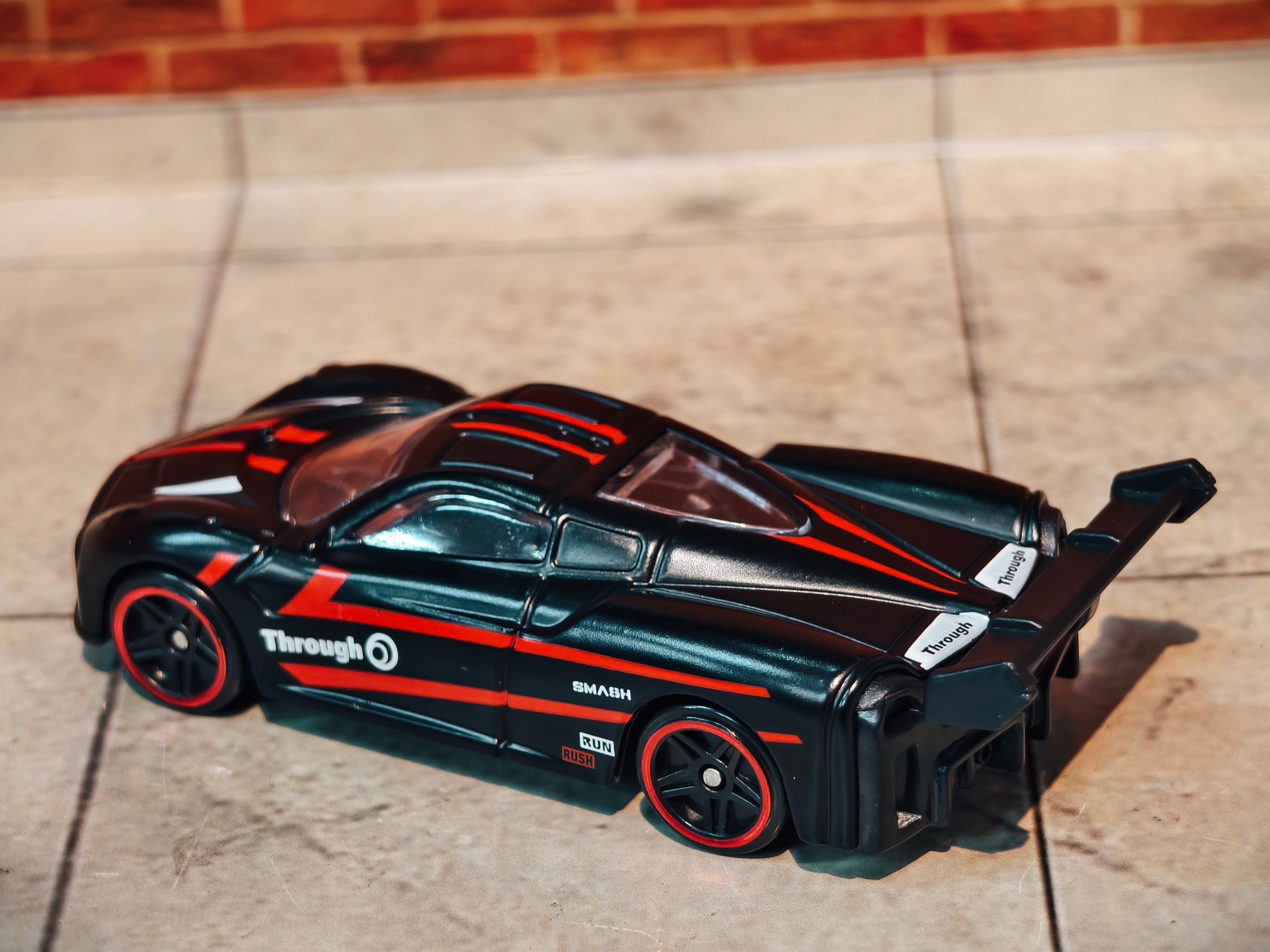 Pagani Zonda R 1:64 Scale in Acrylic Box