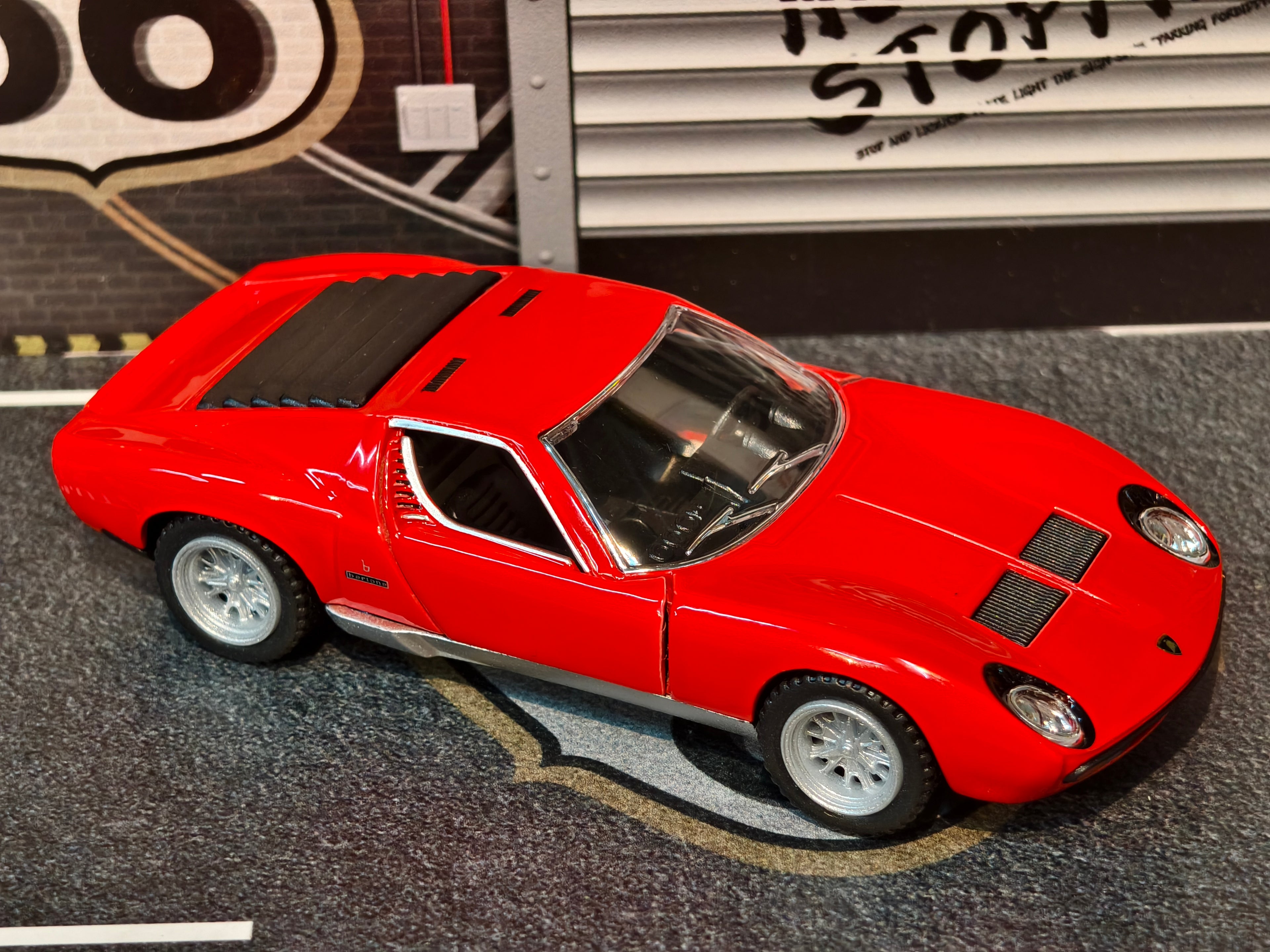 KINSMART OFFICIAL LICENSED 1971 Lamborghini Miura P400 SV KT5390 1:34 Scale