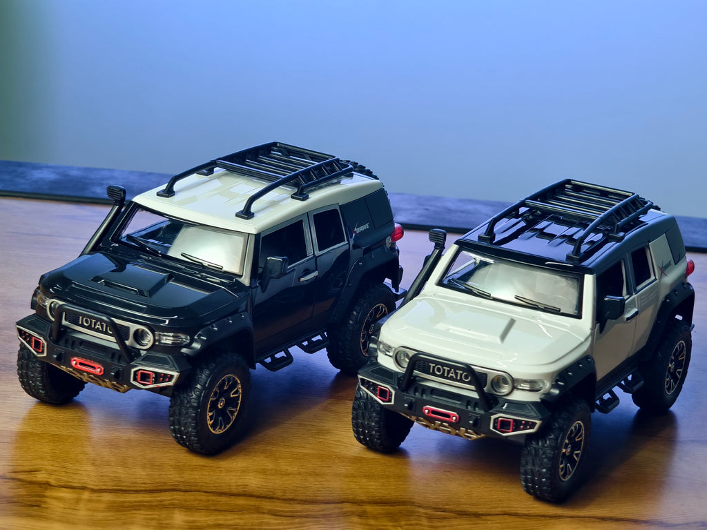 Toyota FJ Cruiser 1:24 Scale Premium Detailing