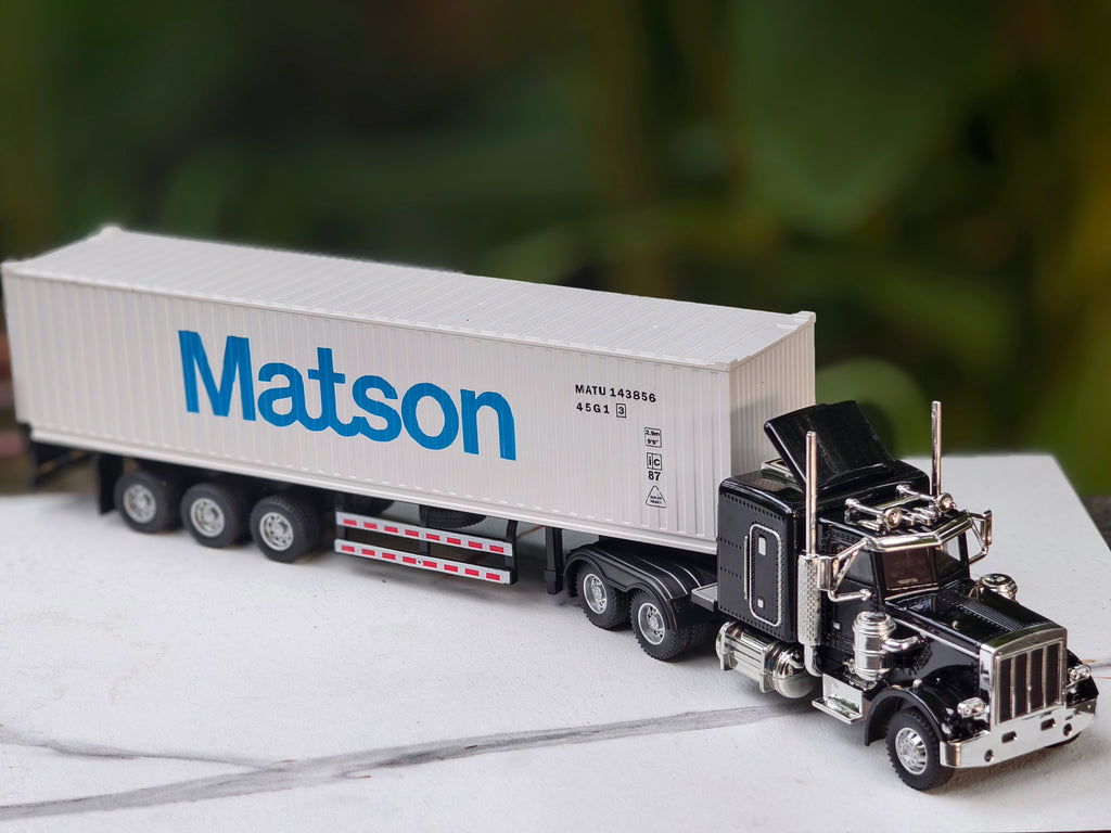 Kenworth W900 Classic American semi-truck (tractor-trailer) Big Size