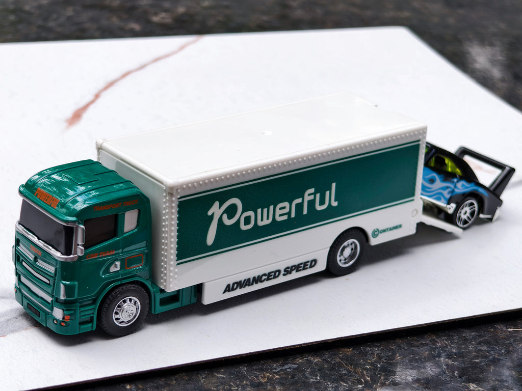 Transport Set 1:64 Green and White with Car