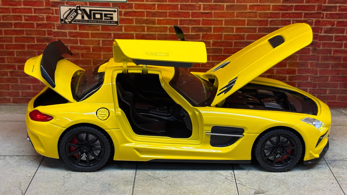 Mercedes-Benz SLS AMG Coupé 1:24 Scale Premium Detailing