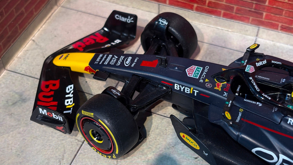 Rastar Official Licensed Formula 1 RB19 Oracle Redbull Racing 1:24 Scale Diecast