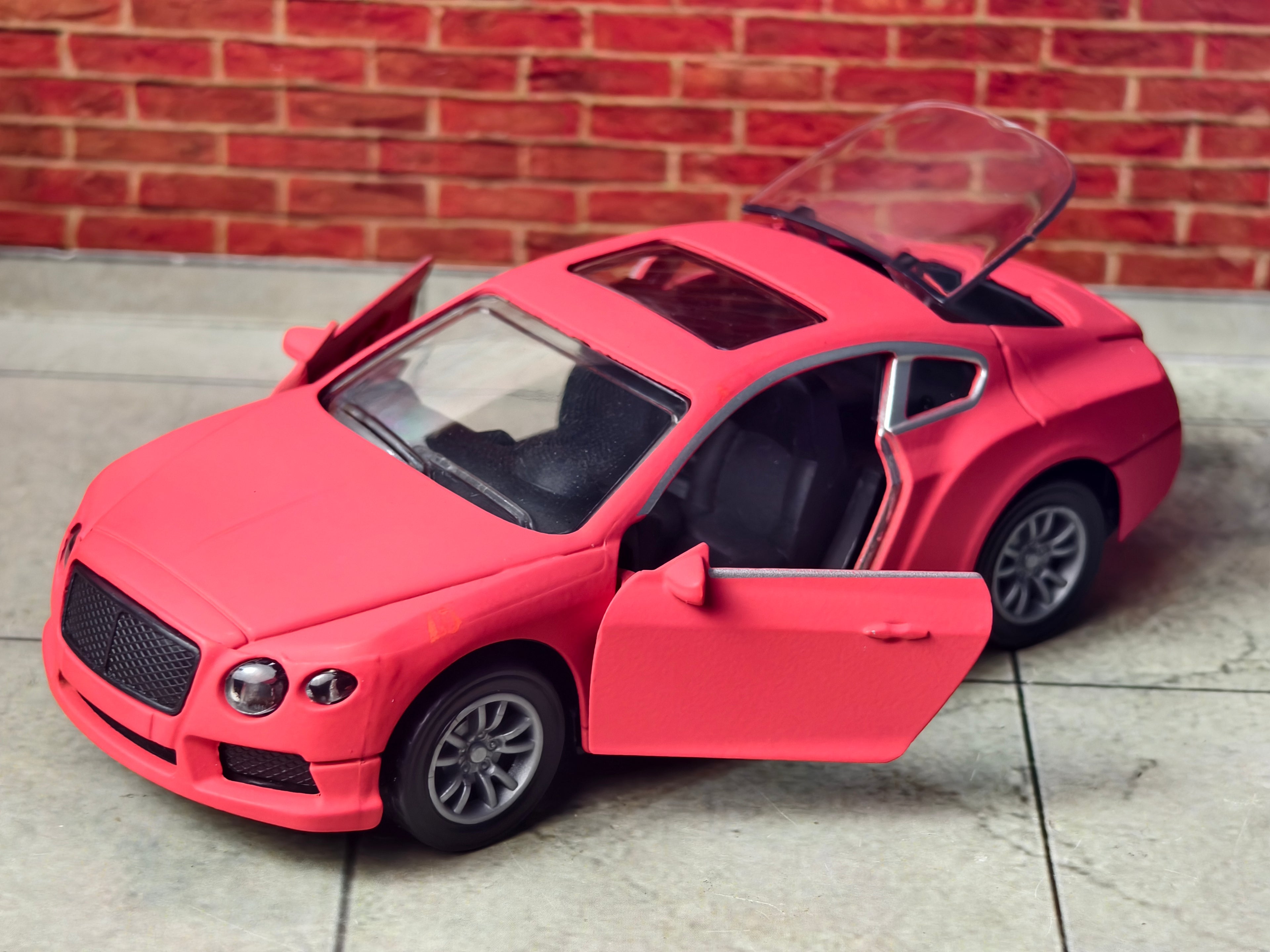 Bentley Continental GT 1:36 Scale Premium Detailing