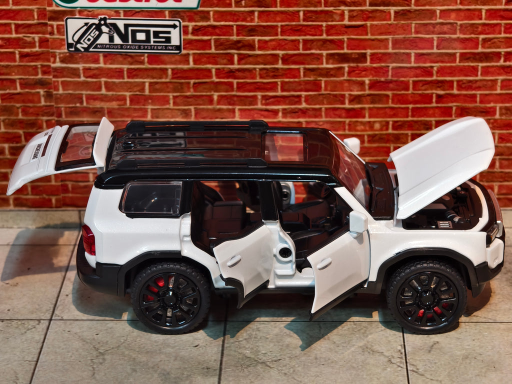 Toyota Land Cruiser Prado 1:32 Scale Premium Detailing