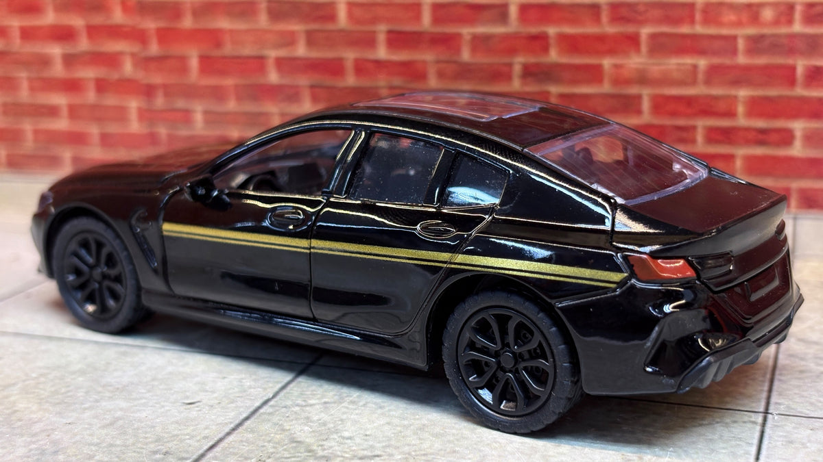 BMW M8 Gran Coupé (F93) 1:36 Scale Premium Detailing