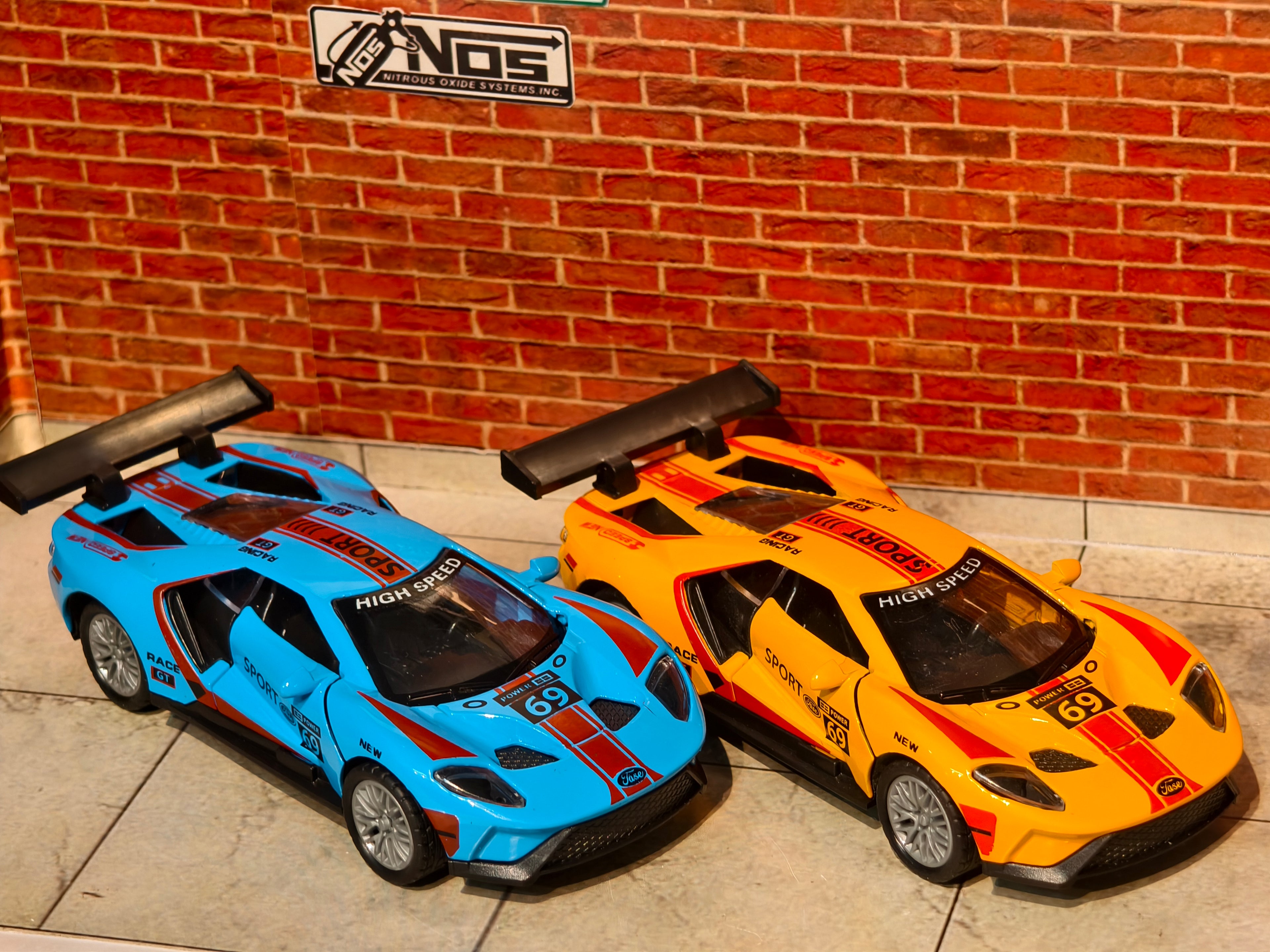 Ford GT 2017 1:36 Scale Racing Edition