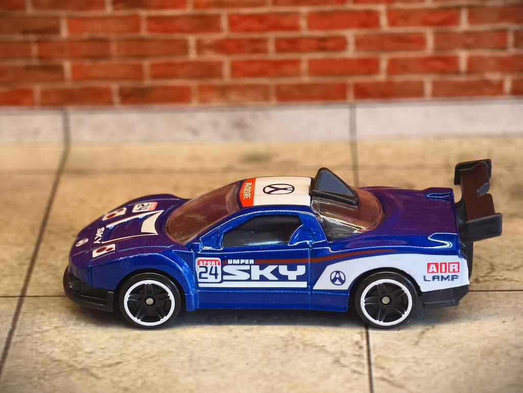 McLaren Senna 1:64 Scale