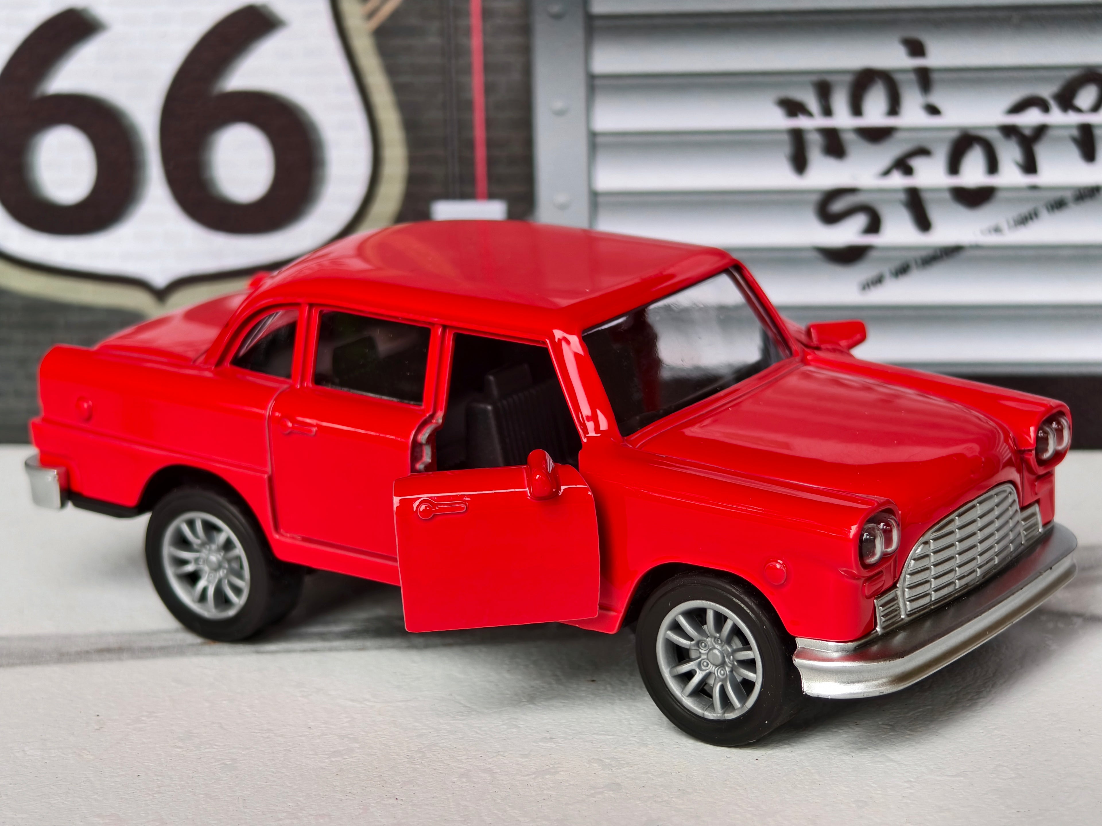 Checker Marathon 1:36 Scale Vintage Car