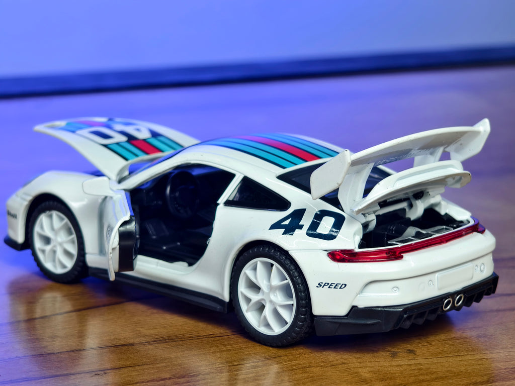 Porsche 911 GT3 RS 1:32 Scale