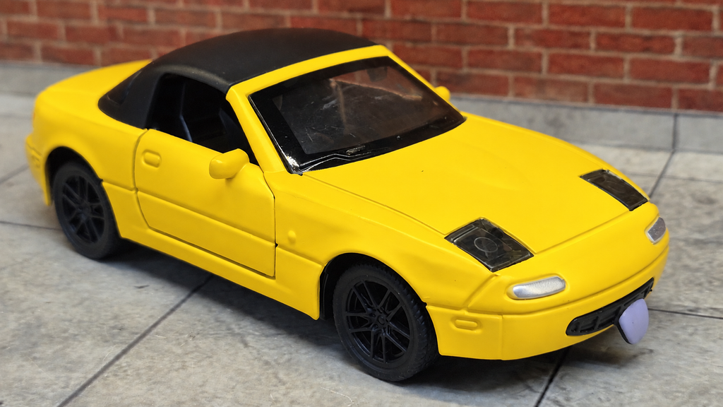 Mazda MX-5 Miata (NA chassis) 1:36 Scale Premium Detailing