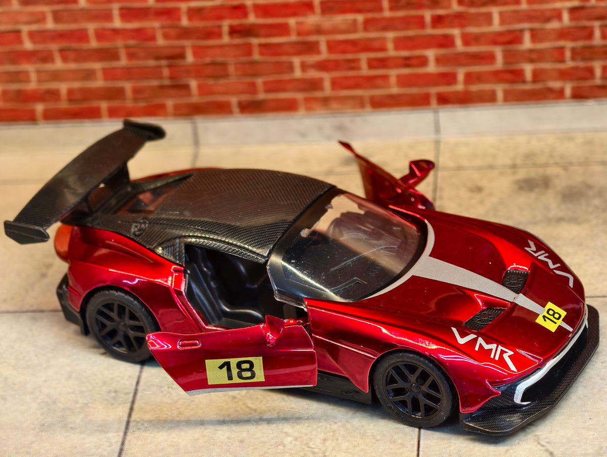 Aston Martin Vantage GT 4 1:36 Scale