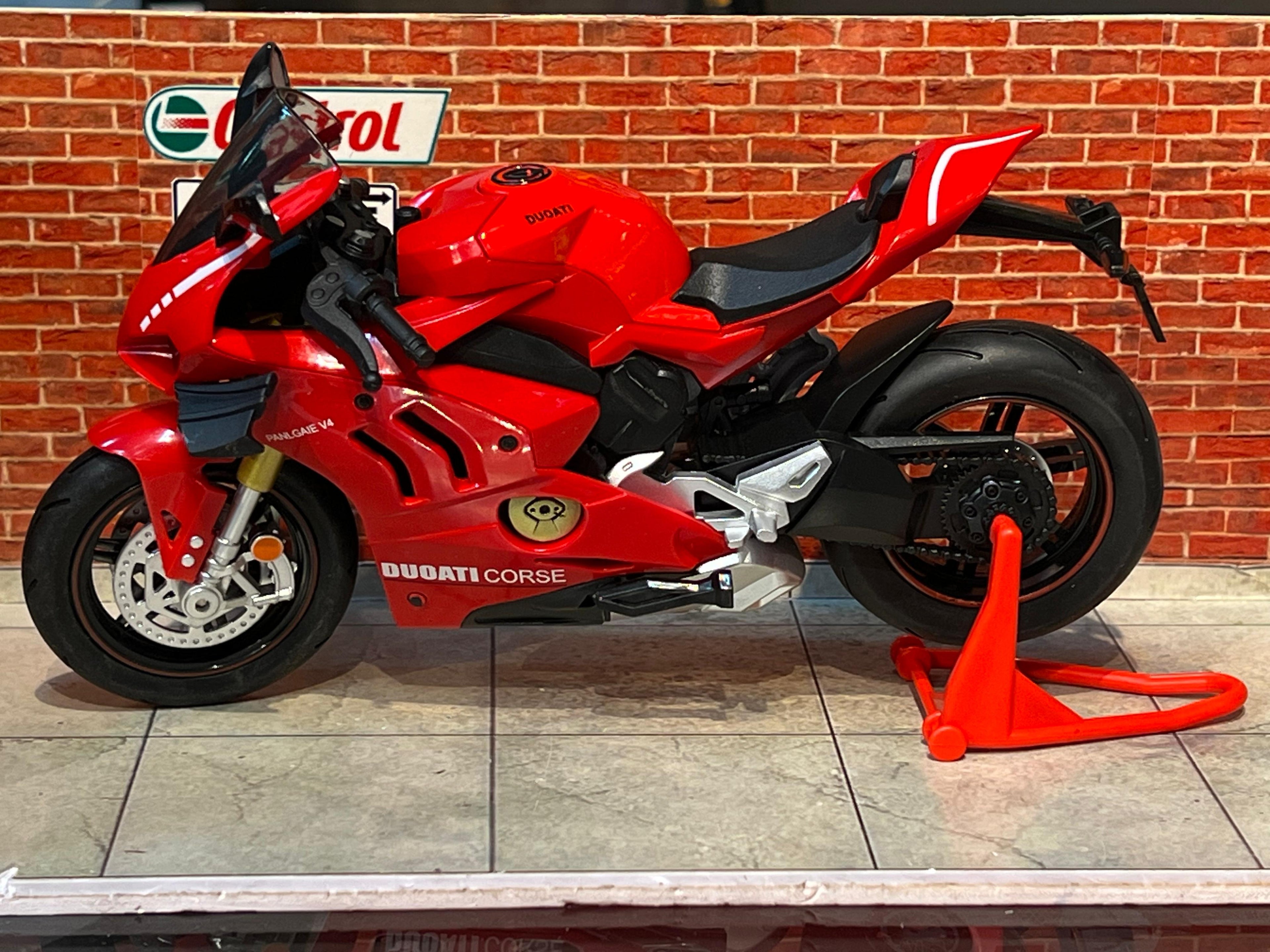 Ducati Panigale V4 1:10 scale with Paddock Stand