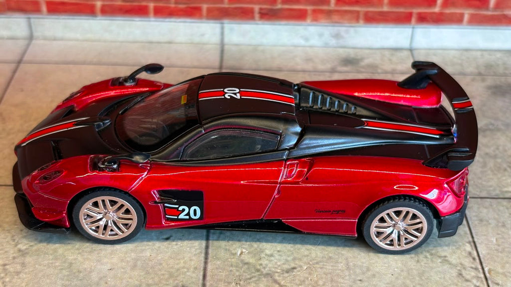QY Official Licensed Pagani Huayra BC 1:43 Scale Premium Detailing