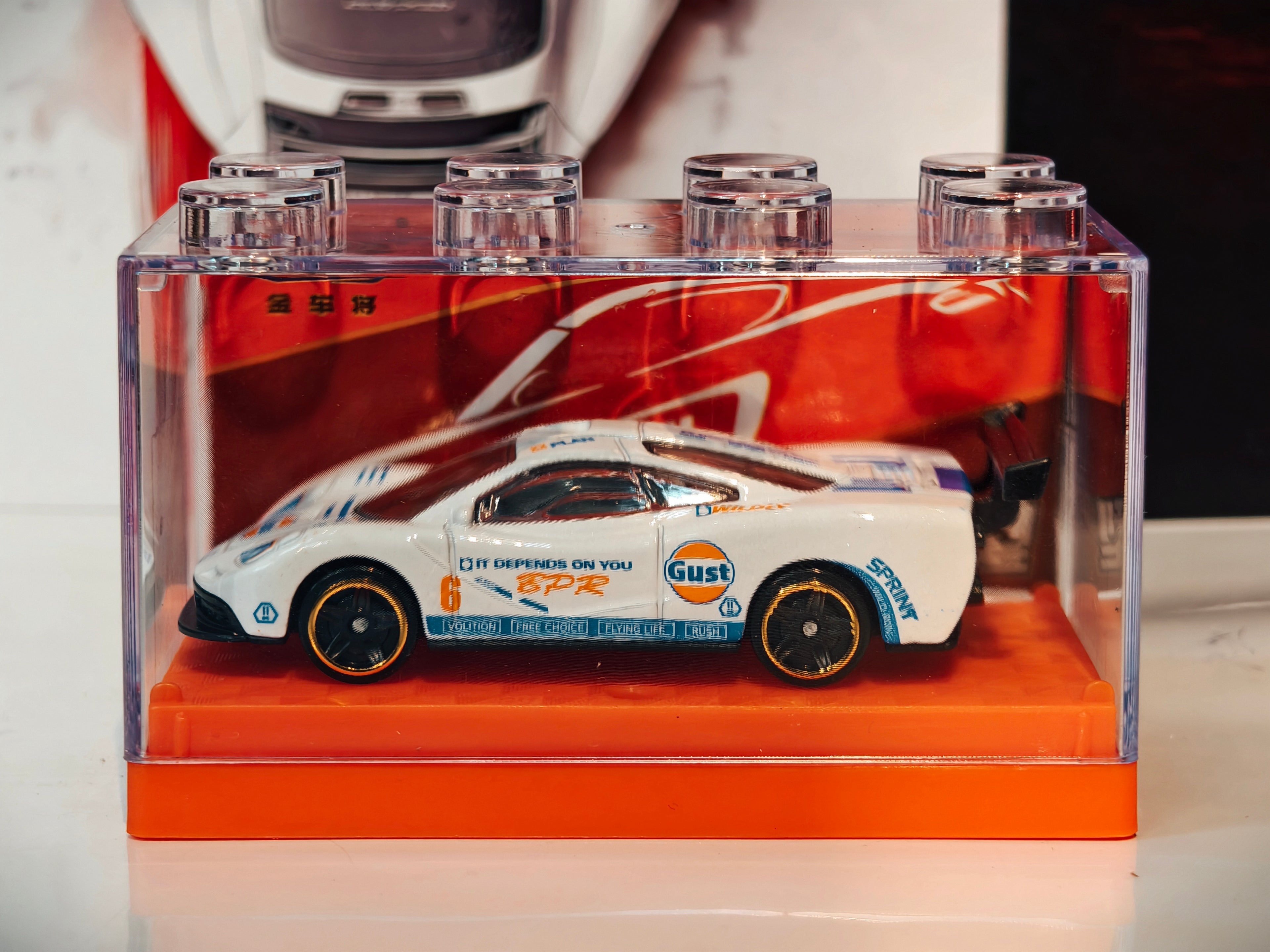 McLaren F1 GTR 1:64 Scale in Acrylic Box