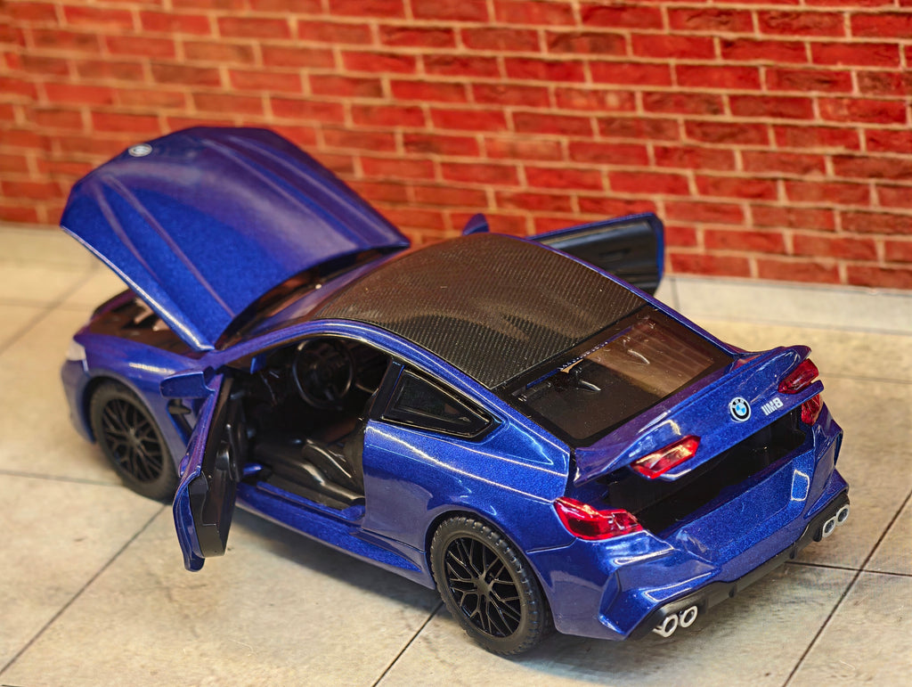 BMW M8 Coupe 1:32 Scale